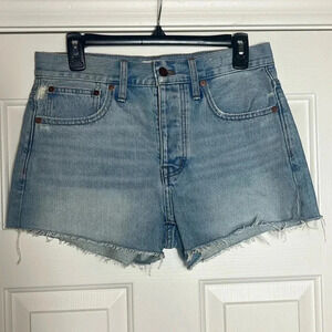 MADEWELL High Rise Relaxed Denim Shorts Size 25 Light Wash Frayed Hem Button Fly